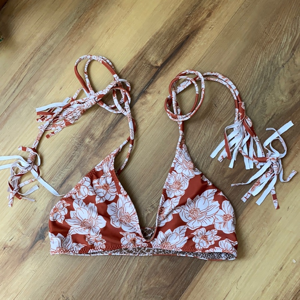 Acacia Rust Magnolia Bikini Top